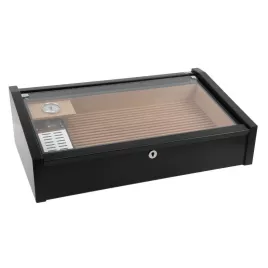 Adorini Vega Deluxe üvegtetős humidor, matt fekete lakkozott felülettel, spanyol cédrusfa belsővel, 70–75 szál szivar részére