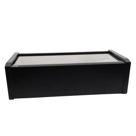 Adorini Vega Deluxe üvegtetős humidor, matt fekete lakkozott felülettel, spanyol cédrusfa belsővel, 70–75 szál szivar részére