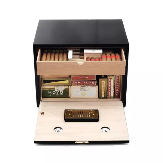 Adorini Habana Deluxe fekete lakkozott humidor szekrény – 500 szál szivar részére