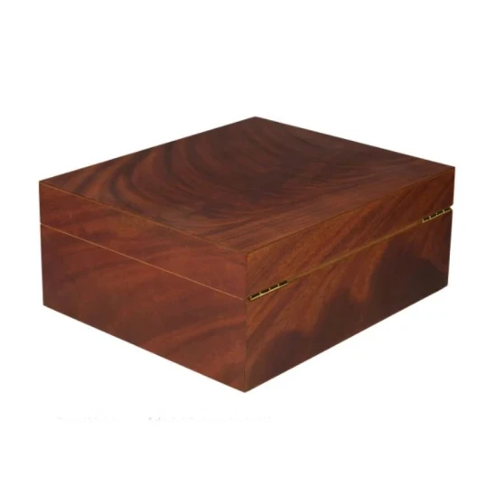 Adorini Siena mahagóni Medium Deluxe humidor – 75 szálas, spanyol cédrus belsővel
