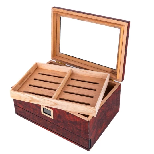Angelo humidor vörösesbarna gyökérfa mintával, üveg tetővel, kb. 50 szivar részére, ajándék szettel