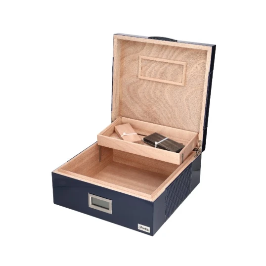 Passatore humidor – királykék, bőrbetéttel, digitális higrométerrel, 30–40 szivarhoz