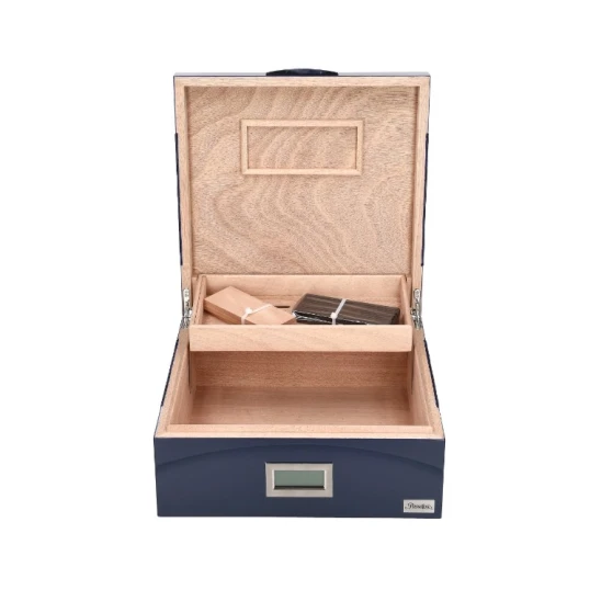 Passatore humidor – királykék, bőrbetéttel, digitális higrométerrel, 30–40 szivarhoz