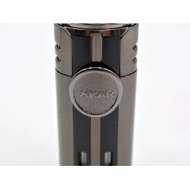 Xikar HP4™ G2 szivar öngyújtó 4-es szúrólánggal – gunmetal (sötétszürke)