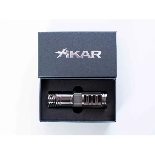 XIKAR Tactical 1 Gunmetal szúrólángos szivar gyújtó övcsipesszel - sötét szürke