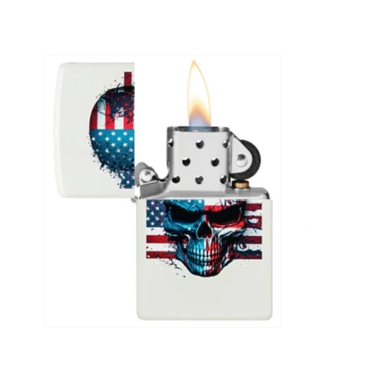 Zippo American Skull Design matt fehér benzines öngyújtó – amerikai zászlós koponya mintával