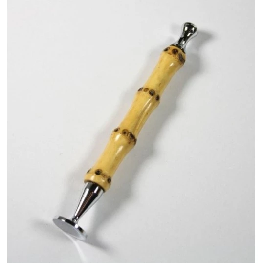 Rattray's Thin Caber Bamboo pipatömködő – világosbarna bambusz, kihúzható pipaszurkálóval - Rattrays