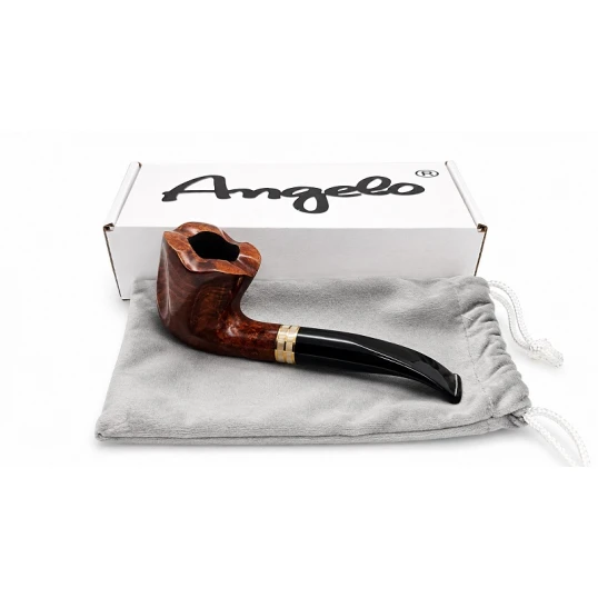 Angelo freehand pipa – 9 mm filteres, különleges barna freehand fejjel, fekete enyhén hajlított szárral, tripla aranyszínű díszgyűrűvel