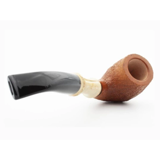 Rattray s Bamboo Bent SandBlast Light homokfúvott hangagyökér pipa 9mm filterrel - Barna színű