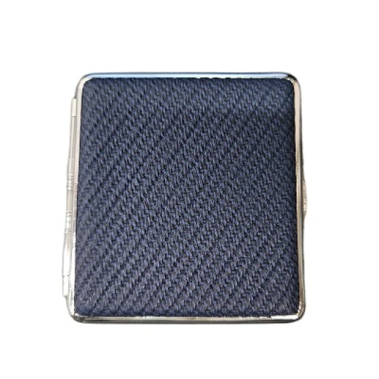 Sötétkék fonott mintázatú cigarettatárca 20 szál 8,5 cm-es cigarettához