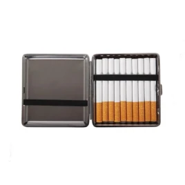 Hímzett hatású virágmintás fém cigarettatárca rózsaszín műbőr borítással, 20 szál cigarettának