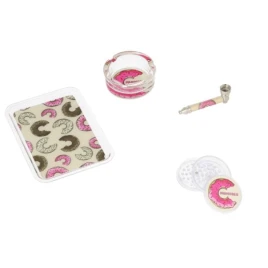 Monkey King dohányzókészlet – dohányőrlő, fémpipa, hamutartó és rolling tray – fánk mintával